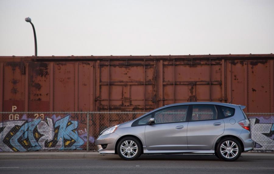  Honda Fit 2010 года  (фото 9 из 24)